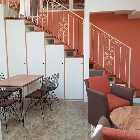 Loft Centrum Maisonette Apartment Plovdiv